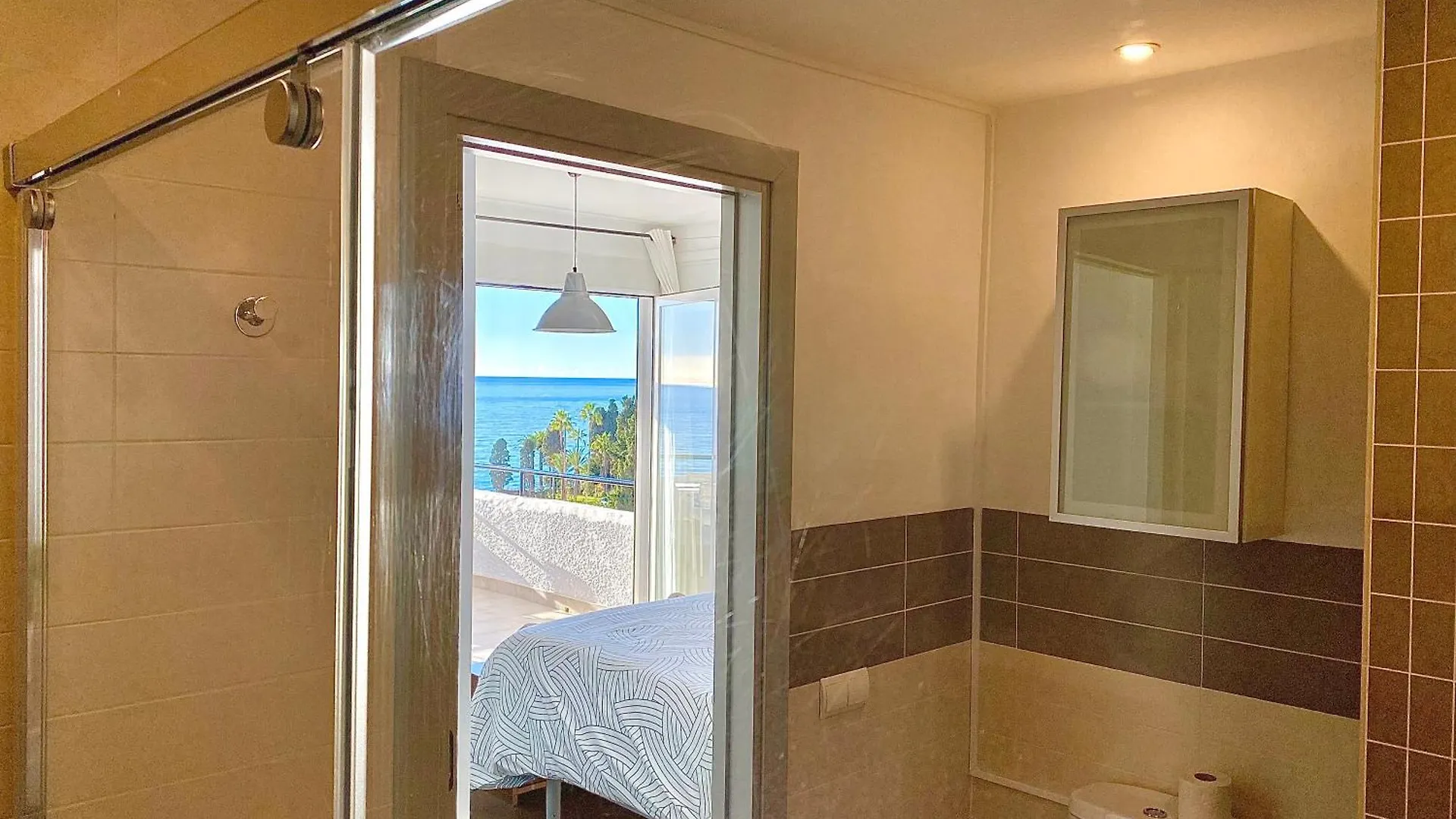 Modern Apartment Stunning Sea Views And Pool Nerja 0*,