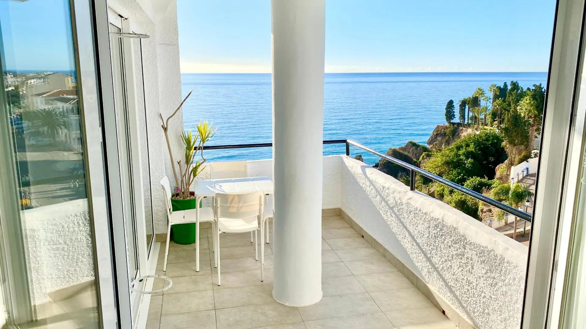 Modern Apartment Stunning Sea Views And Pool Nerja 0*,  Spain